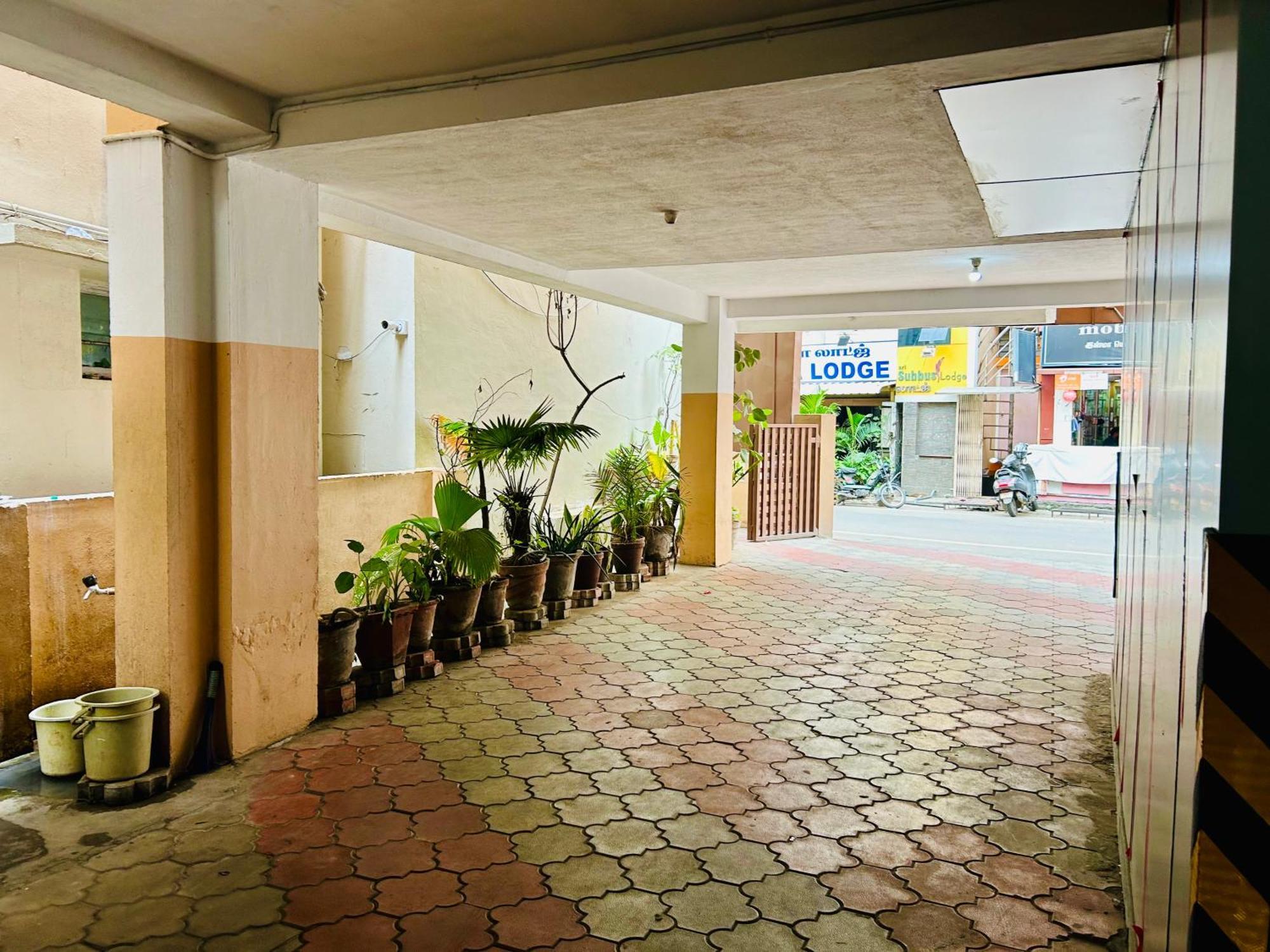 Hotel Jothi Coimbatore Eksteriør bilde