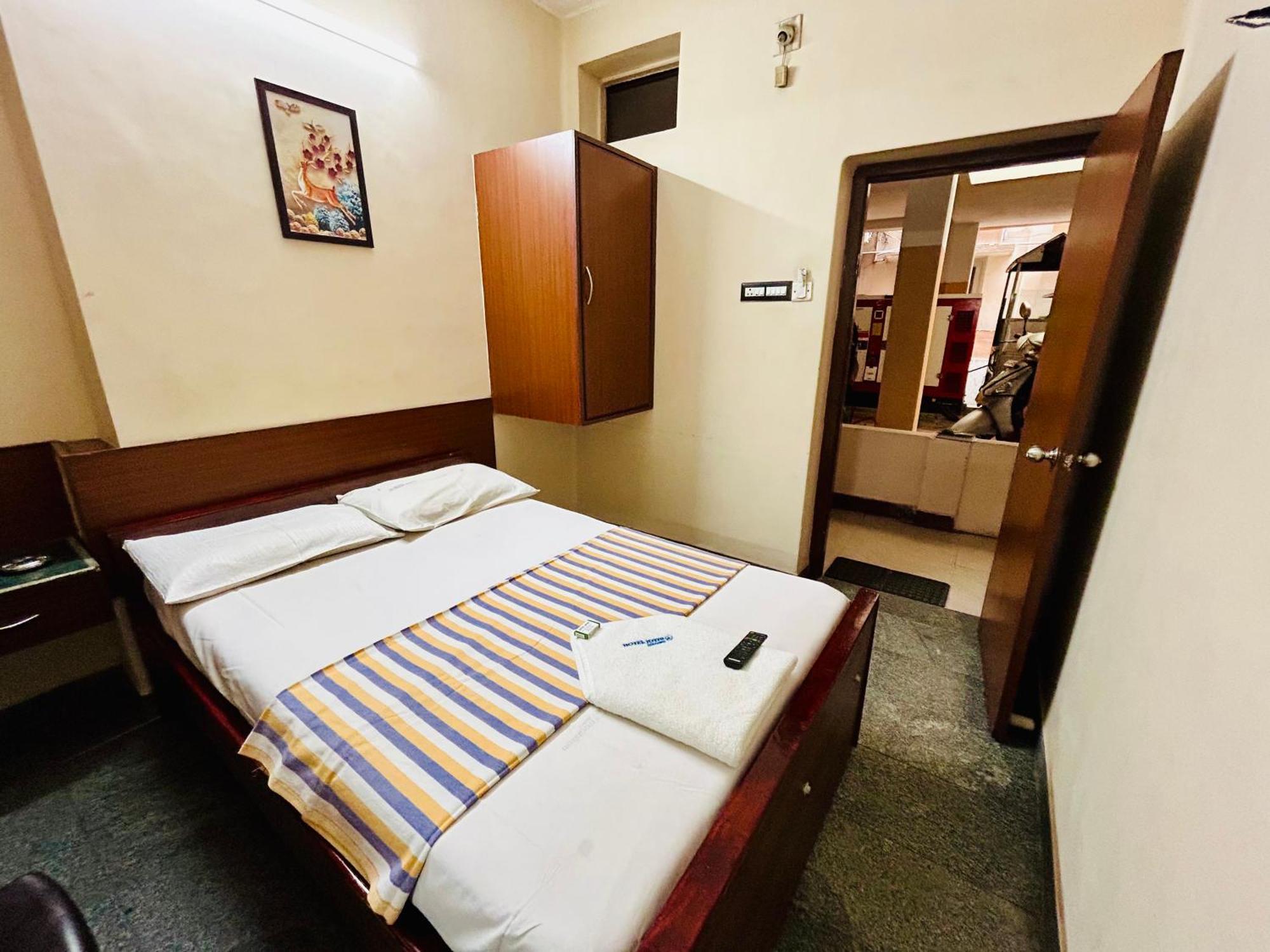 Hotel Jothi Coimbatore Eksteriør bilde