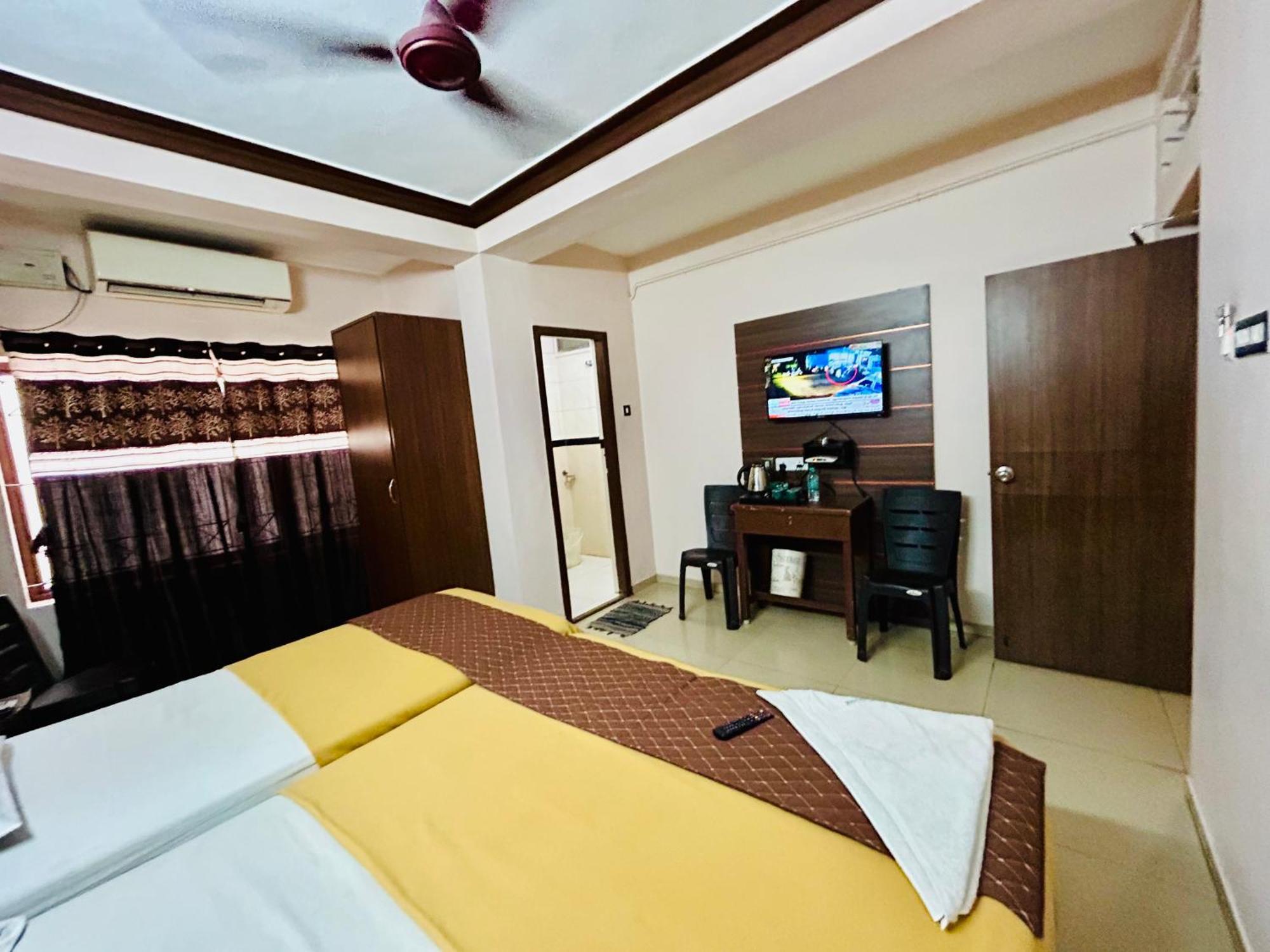 Hotel Jothi Coimbatore Eksteriør bilde
