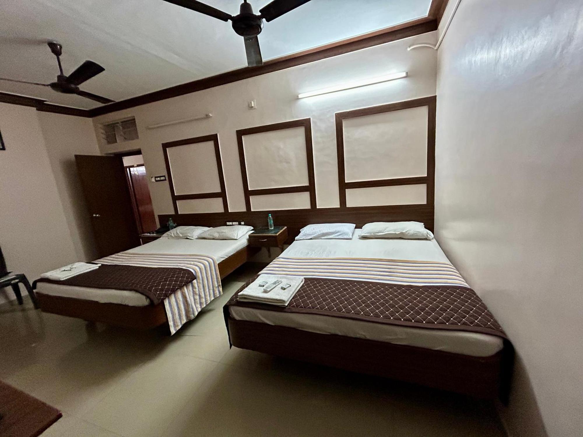 Hotel Jothi Coimbatore Eksteriør bilde